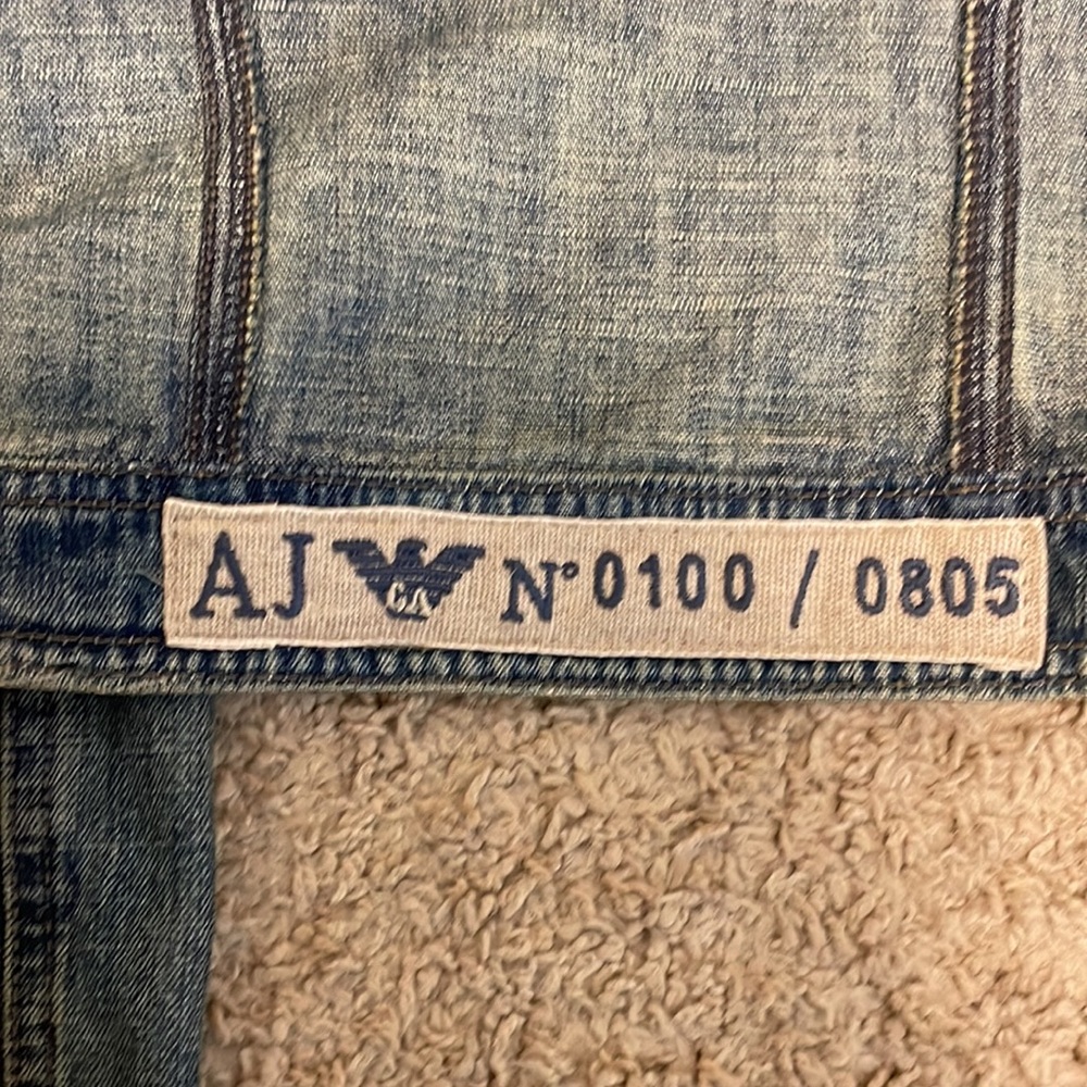 AJ ARMANI JEANS VINTAGE NEVER WORN JEAN JACKET CROPPED WITH LEATHER IN FRONT - Picture 15 of 15